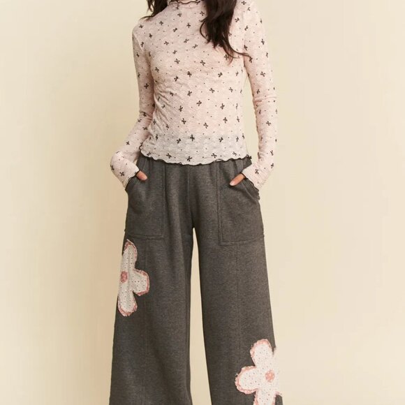 Davi‎ & Dani Ribbon Bow Lace Hem Long Sleeve Mesh Layering Top - Picture 8 of 11